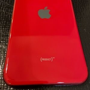 2020 iPhone SE -used LIKE NEW